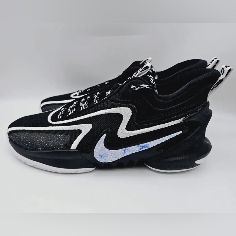 Nike cosmic unity 2 tb promo